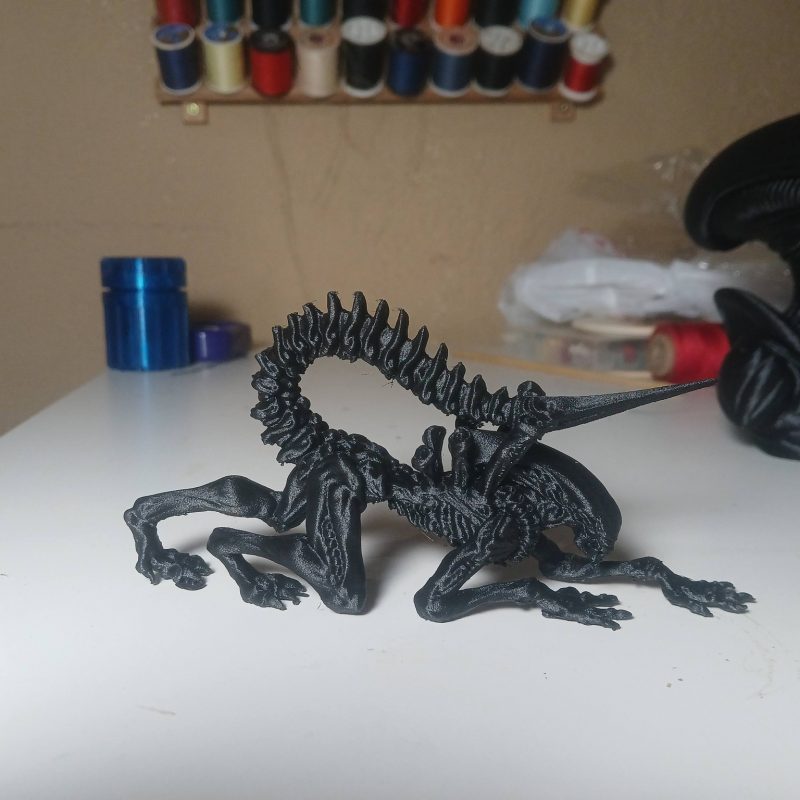 Crawling Xenomorph Figurine